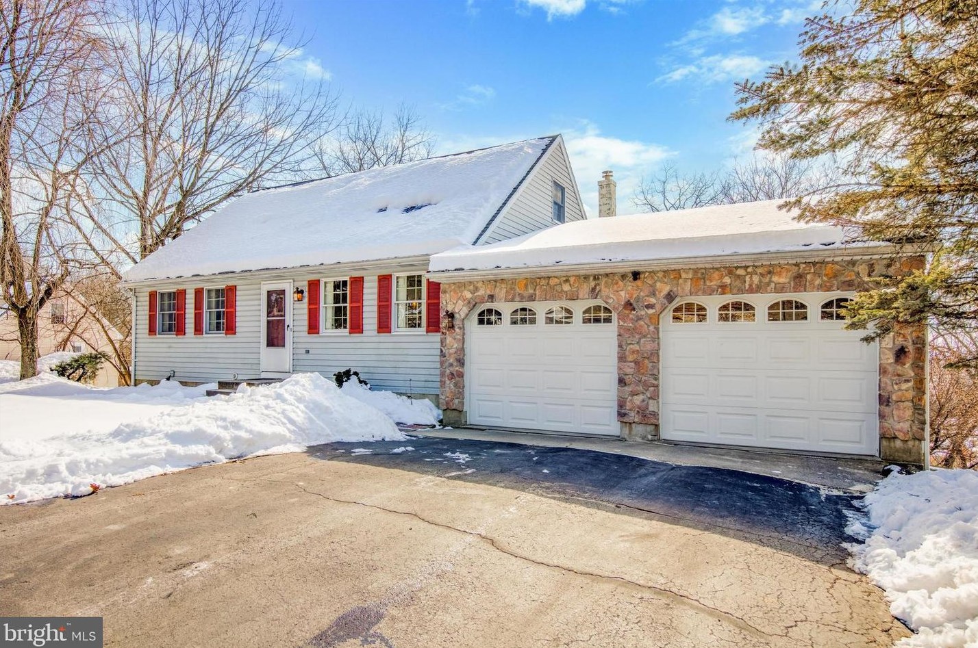 2166 Camac Ave, Bethlehem, PA 18015