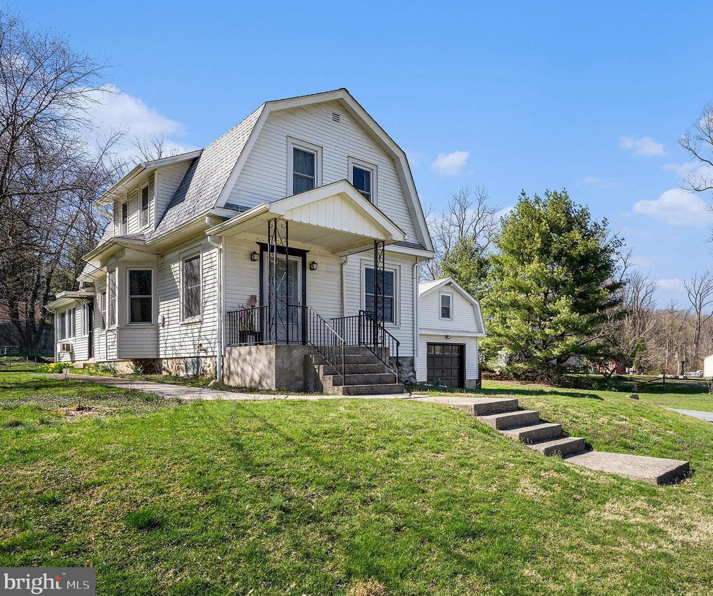 3612 Strauss Ave, Bethlehem, PA 18015-5336