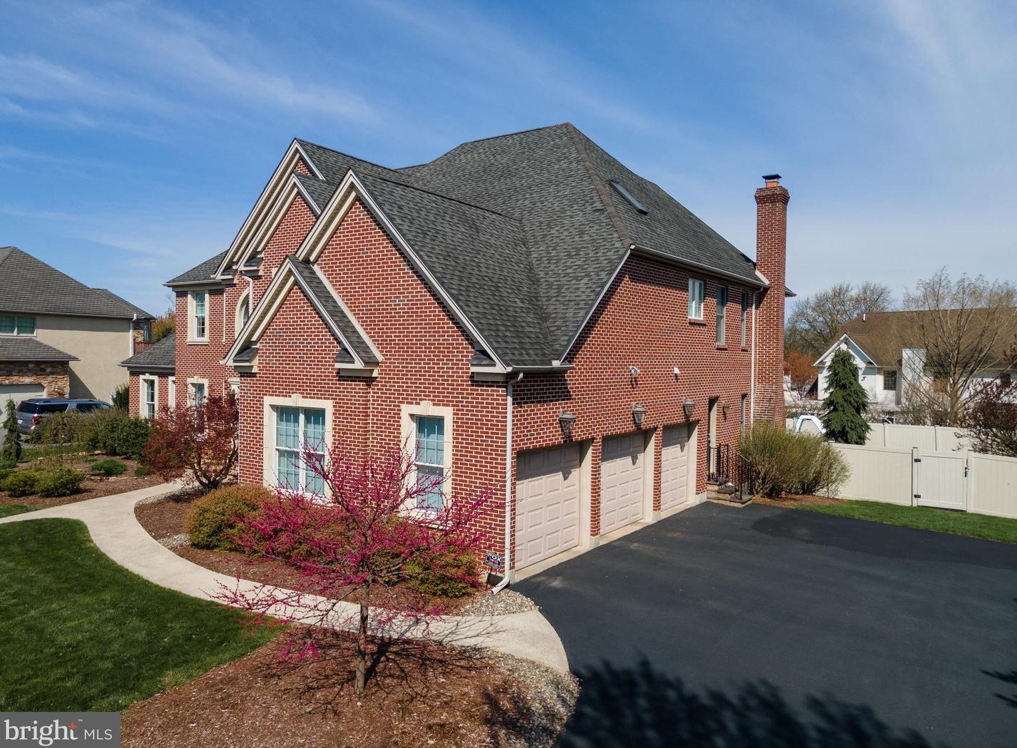 67 Carousel Ln, Easton, PA 18045-3123