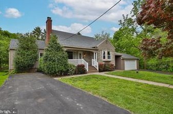 6105 3rd Ave, Bangor, PA 18013-1305