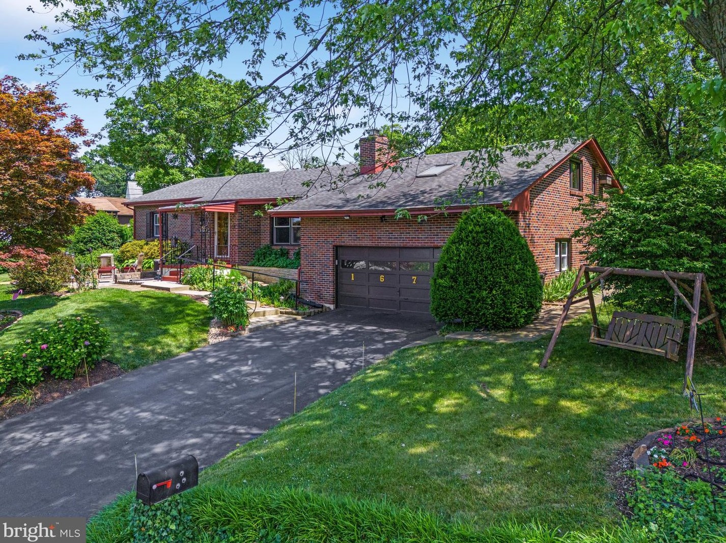 1670 Lindberg St, Bethlehem, PA 18020