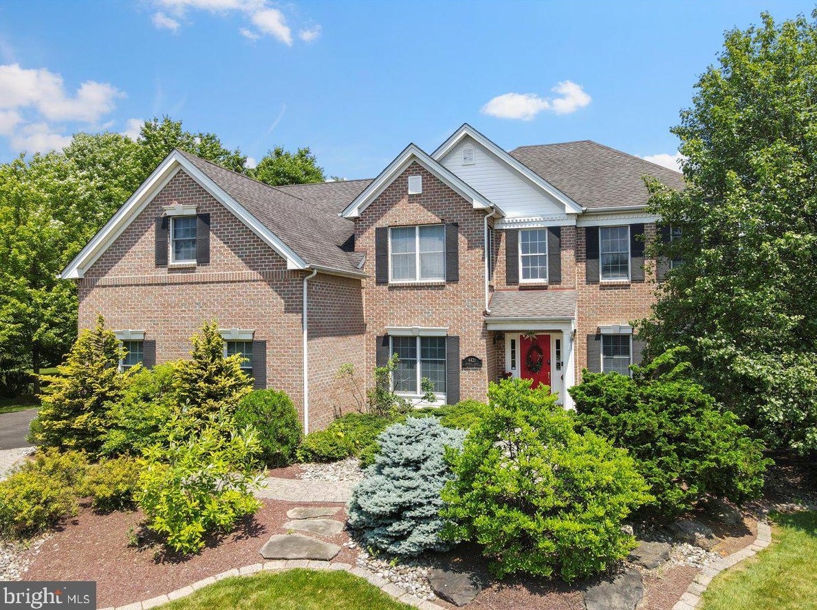 4421 Anthony Dr, Bethlehem, PA 18020