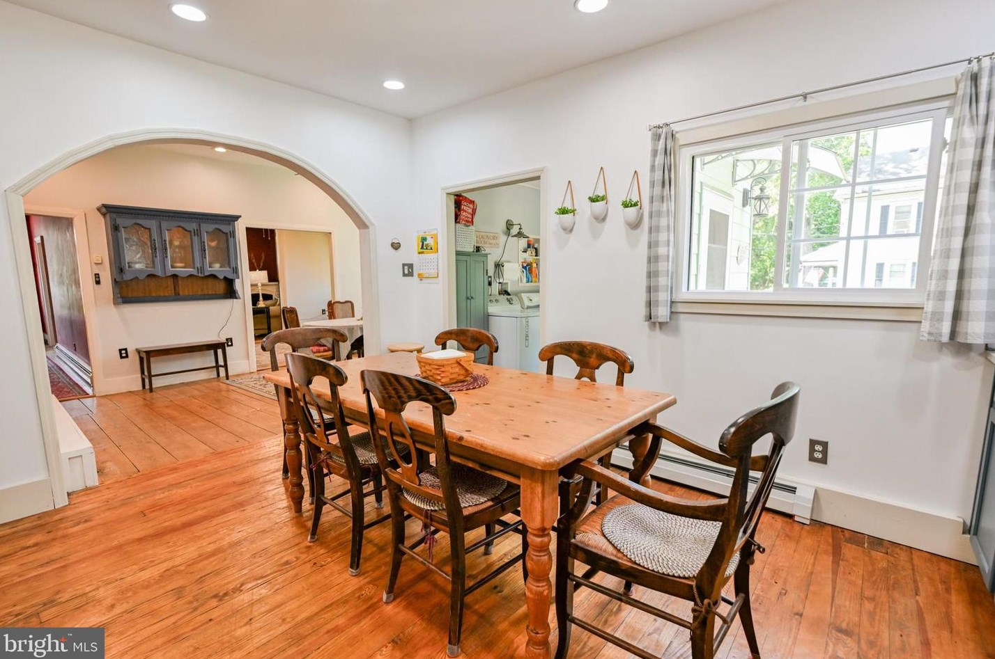 2242 Rdg Rd, Bangor PA 18013-9768 exterior