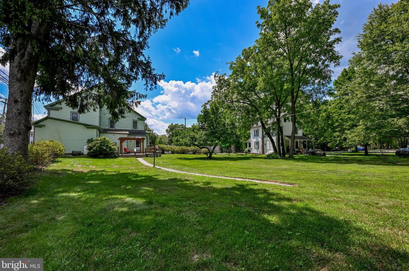 2242 Rdg Rd, Bangor PA 18013-9768 exterior