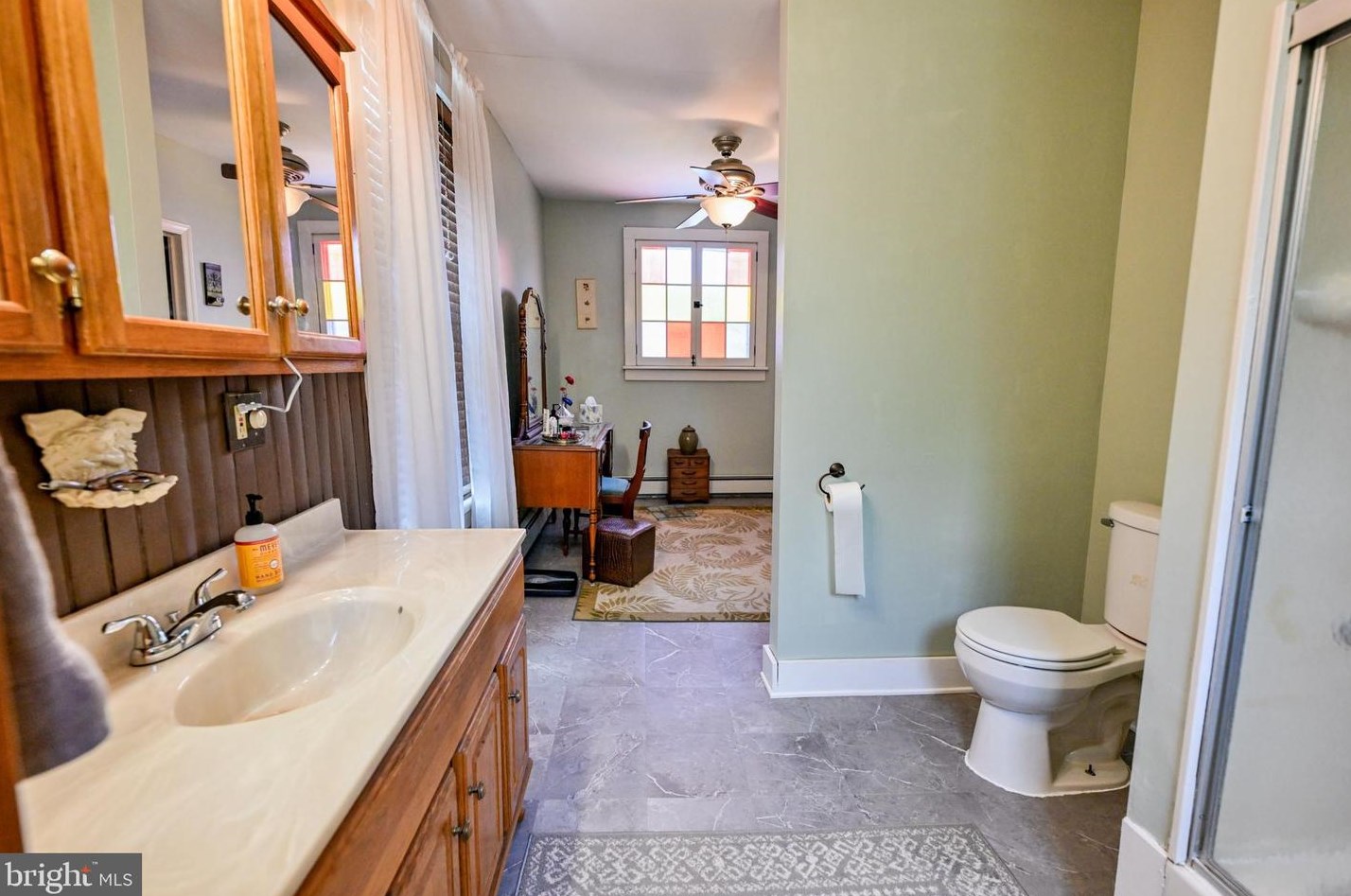 2242 Rdg Rd, Bangor PA 18013-9768 exterior