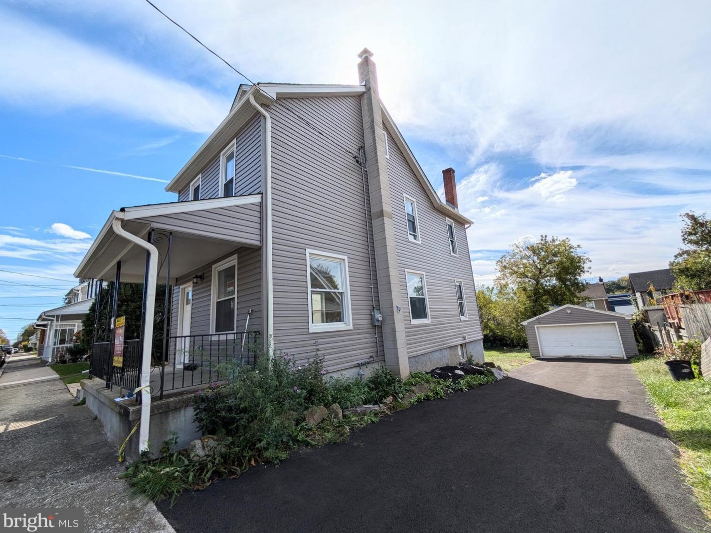 1140 2nd St, Catasauqua, PA 18032