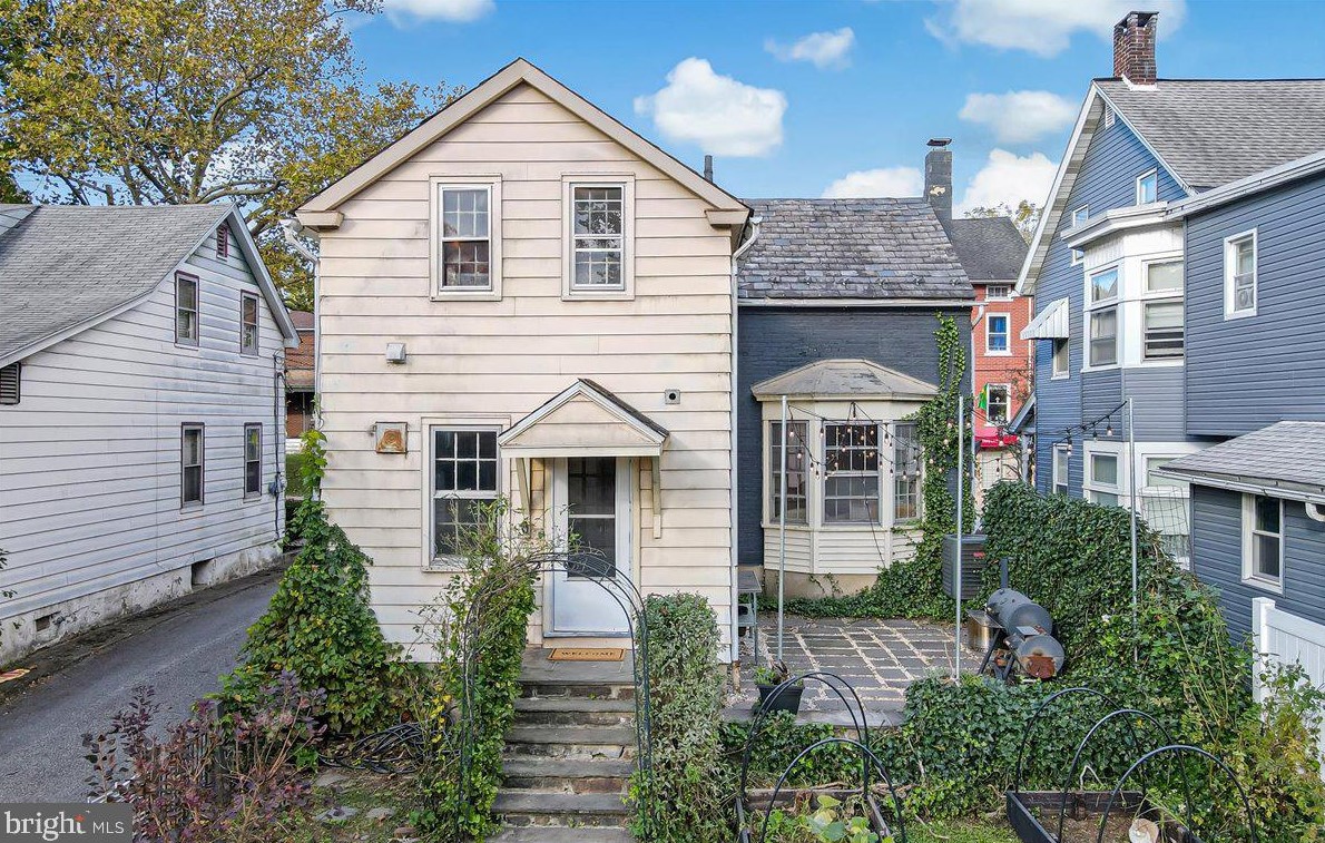 319 Main St, Bethlehem, PA 18017