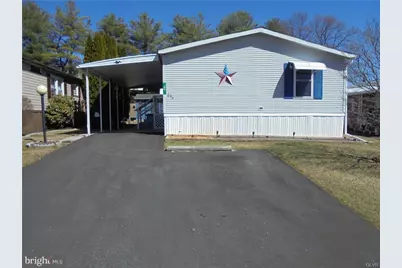 84 Linda Drive, Walnutport, PA 18088 - Photo 1