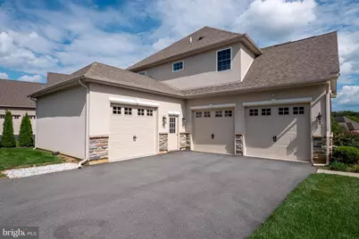 2 Creek View Court, Easton, PA 18045 - Photo 4