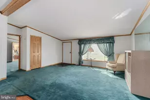 183 Greenbriar Dr S, Bath, PA 18014 - Photo 14