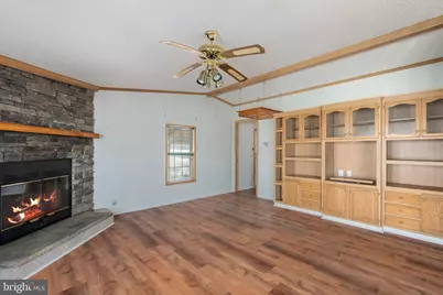 183 Greenbriar Dr S, Bath, PA 18014 - Photo 34