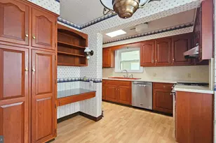 1936 Kemmerer St, Bethlehem, PA 18017 - Photo 10