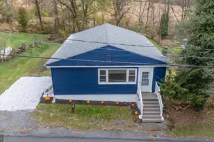 2020 Leithsville Rd, Hellertown, PA 18055 - Photo 2