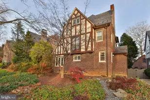 1808 Sycamore St, Bethlehem, PA 18017 - Photo 2