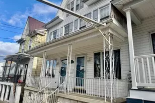 331 S Maple St, Mount Carmel, PA 17851 - Photo 4