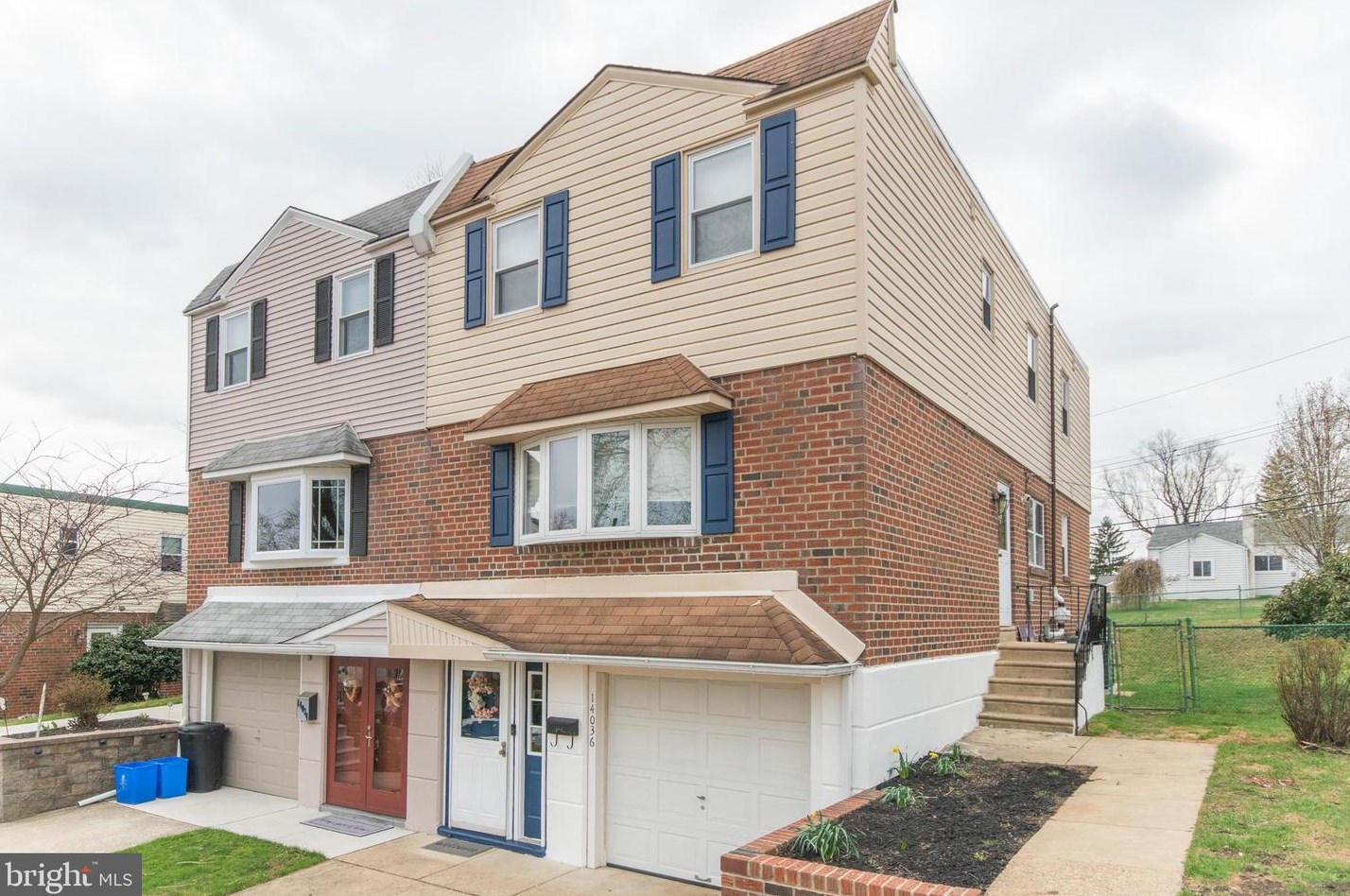 14036 Faraday St, Philadelphia, PA 19116-1008