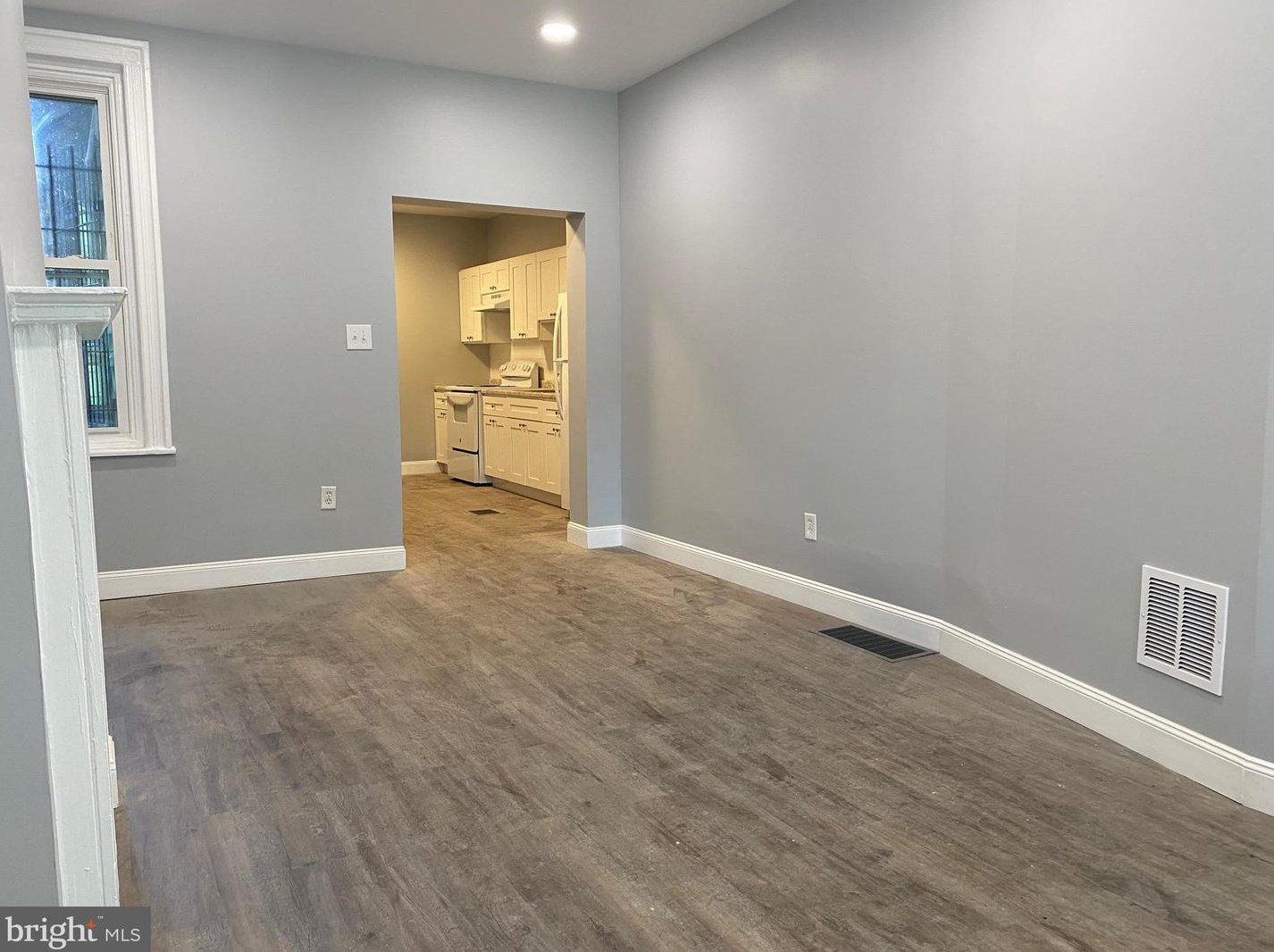 1223 W Silver St #1, Philadelphia, PA 19133