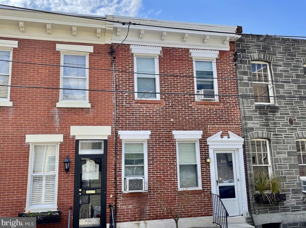 730 Salter St, Philadelphia, PA 19147-3922