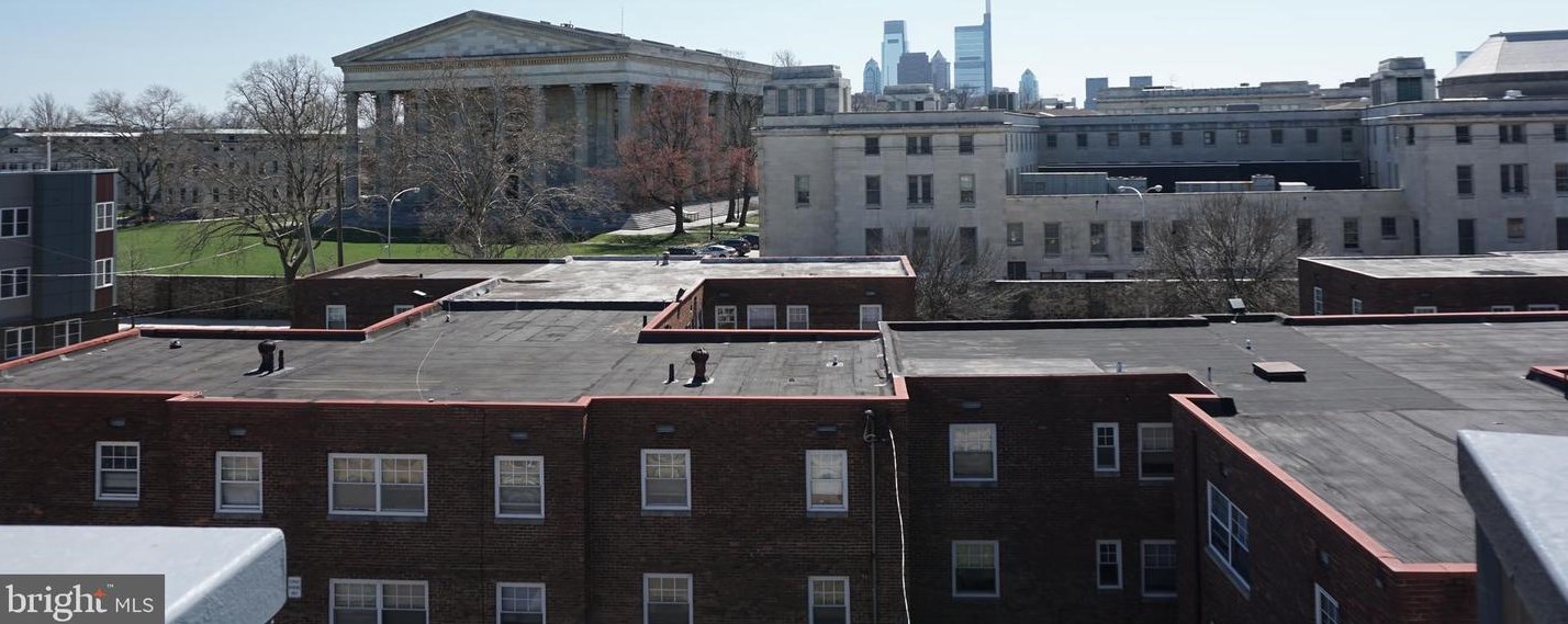2111 Seybert St, Philadelphia PA  19121-4818 exterior