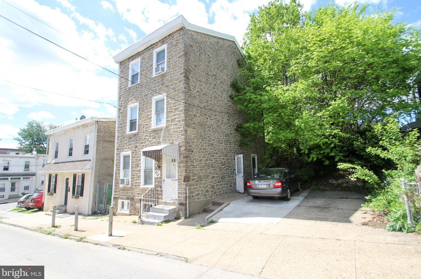 448 Krams Ave #2, Philadelphia, PA 19128
