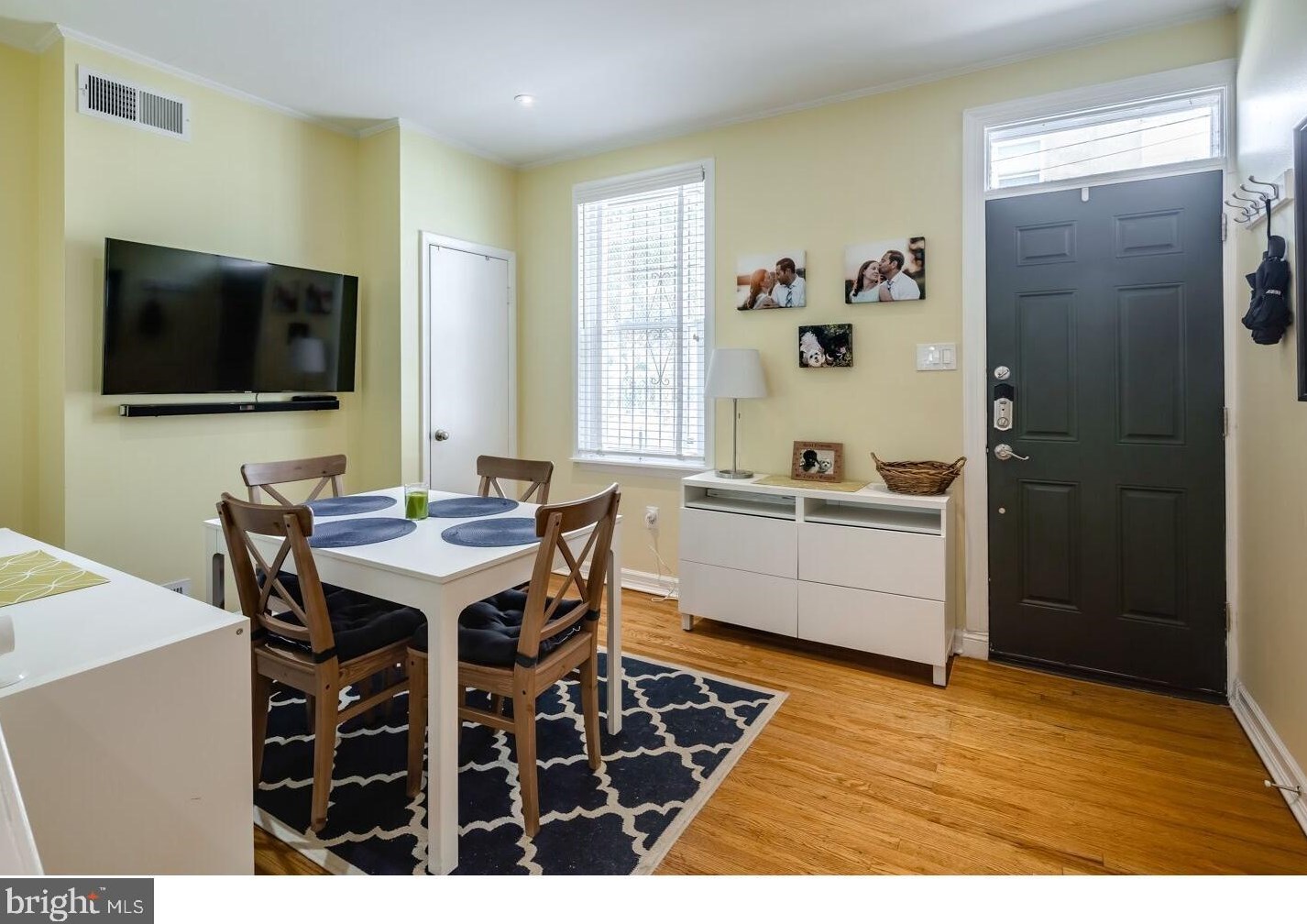1618 Naudain St, Philadelphia PA  19146-1521 exterior