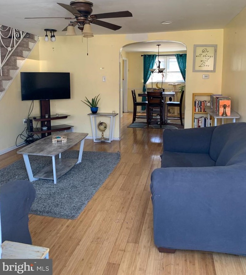 5255 Burton St, Philadelphia, PA 19124-1532