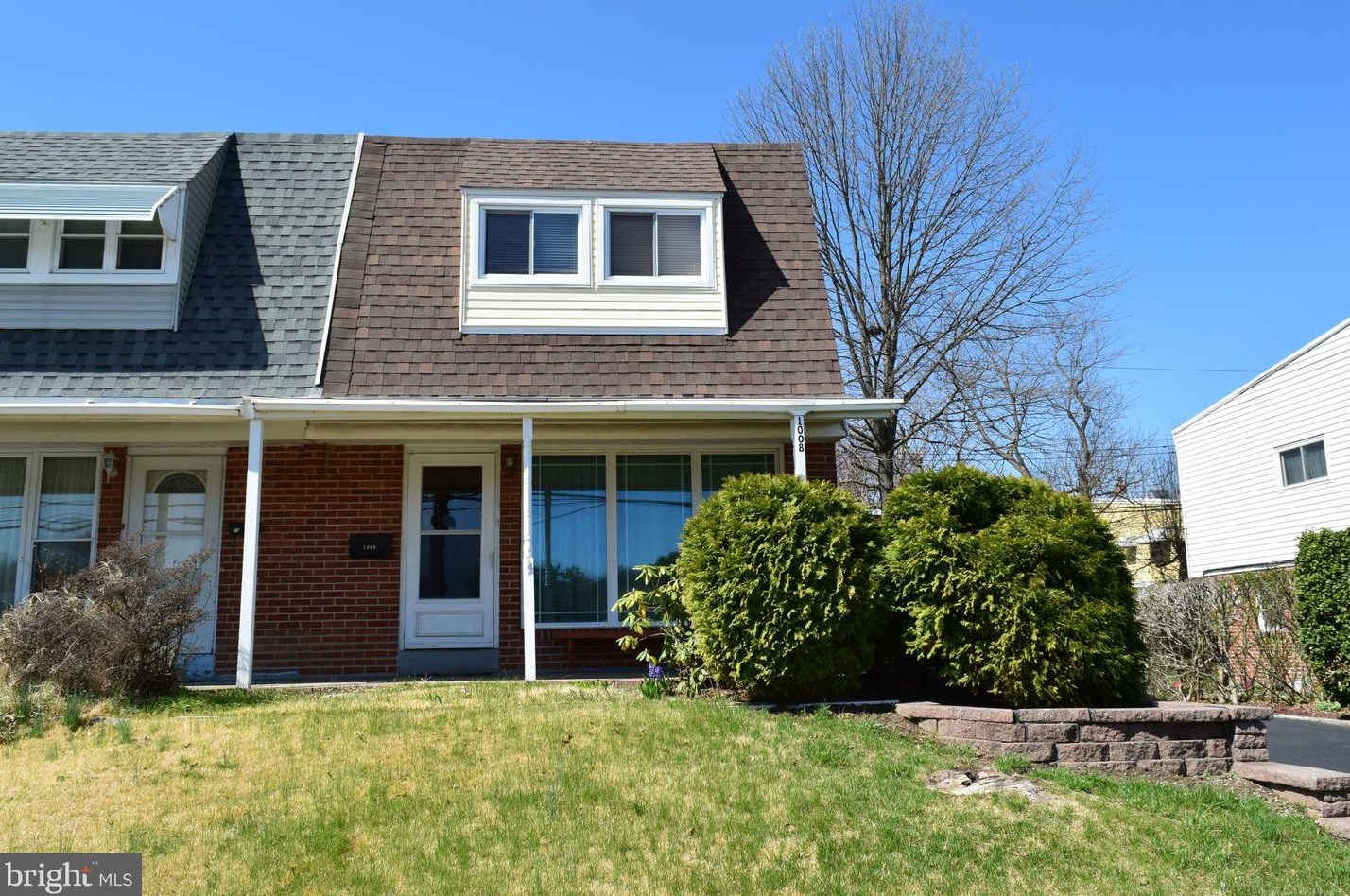 1008 Tomlinson Rd, Philadelphia, PA 19116-3449