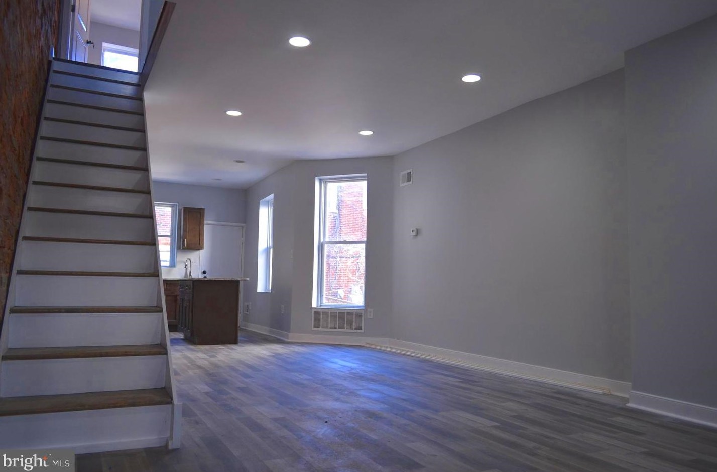 2014 Alden St, Philadelphia, PA 19143-5924