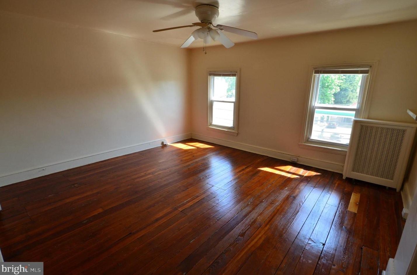 4261 Ridge Ave, Philadelphia PA  19129-1748 exterior