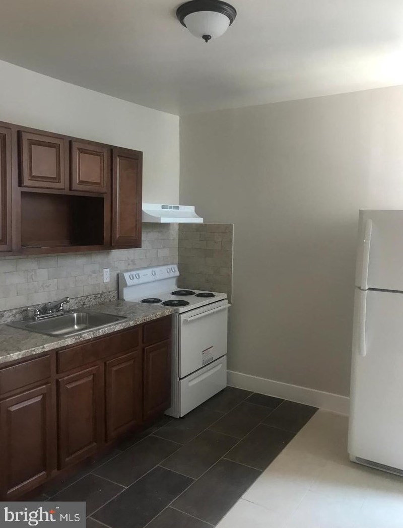 5748 N Fairhill St, Philadelphia, PA 19120