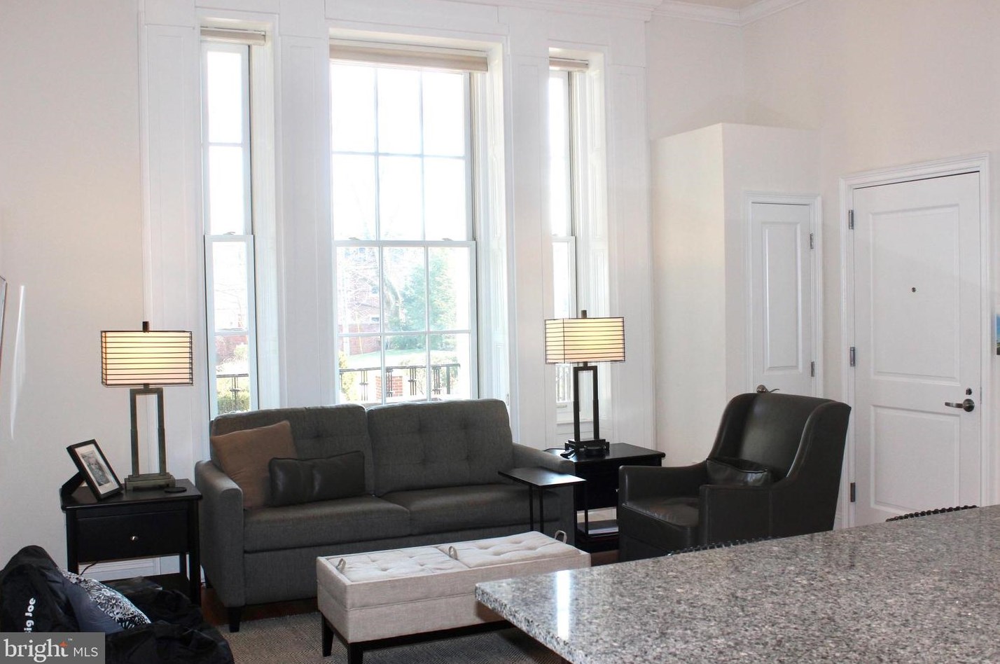 4 Governors Ct, Philadelphia, PA 19146