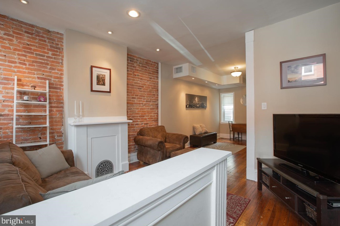 871 N Stillman St, Philadelphia, PA 19130