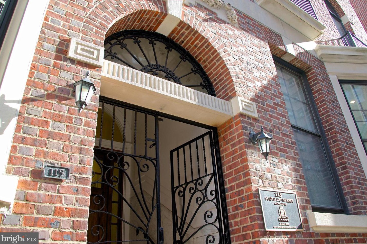 115 S 21st St #202, Philadelphia, PA 19103