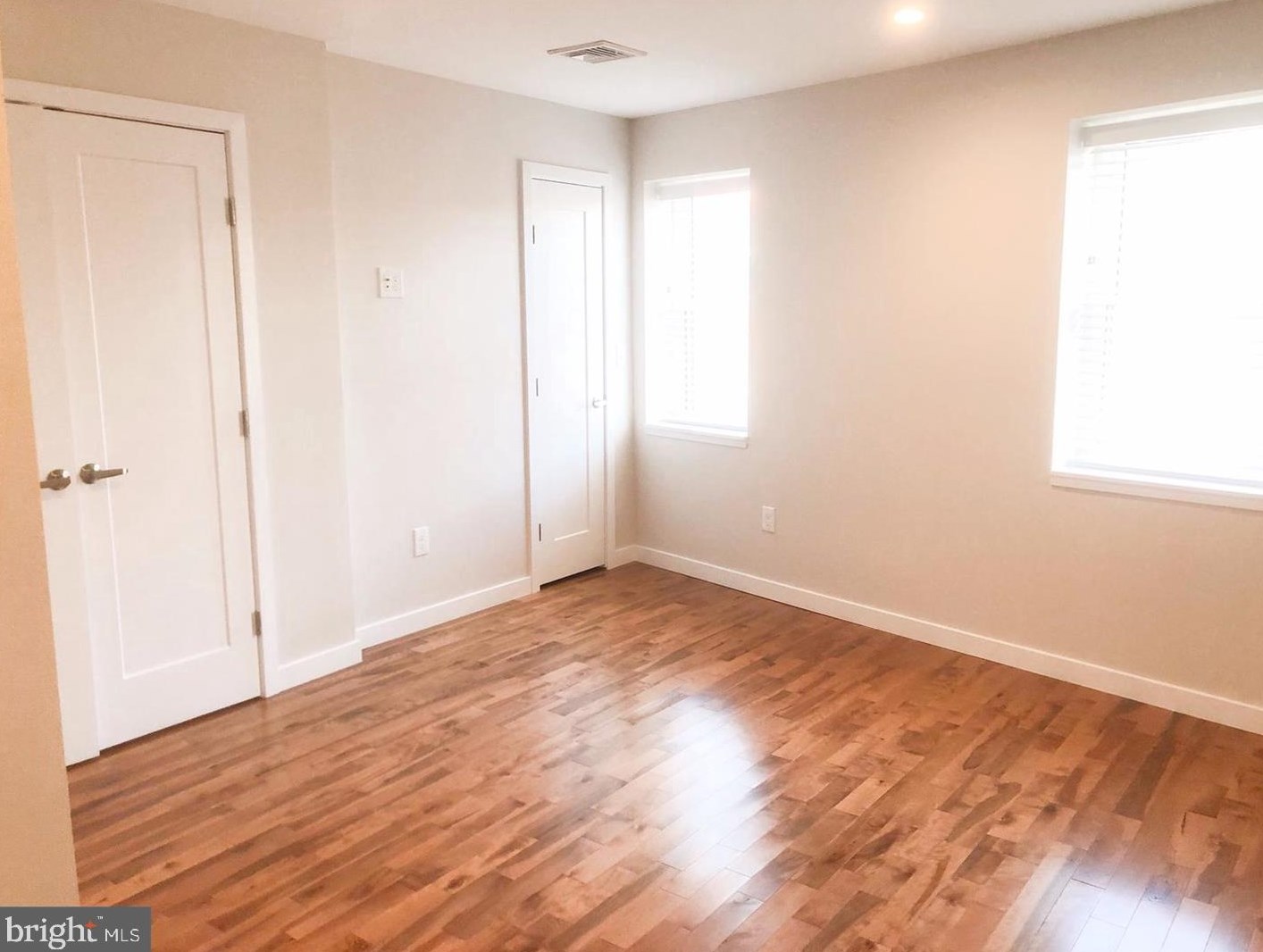 422 Sigel St, Philadelphia, PA 19148