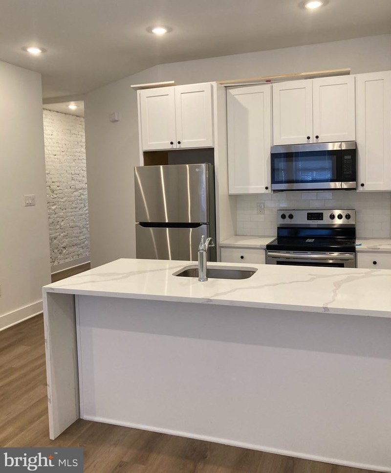 1722 W Ontario St ##1, Philadelphia, PA 19140