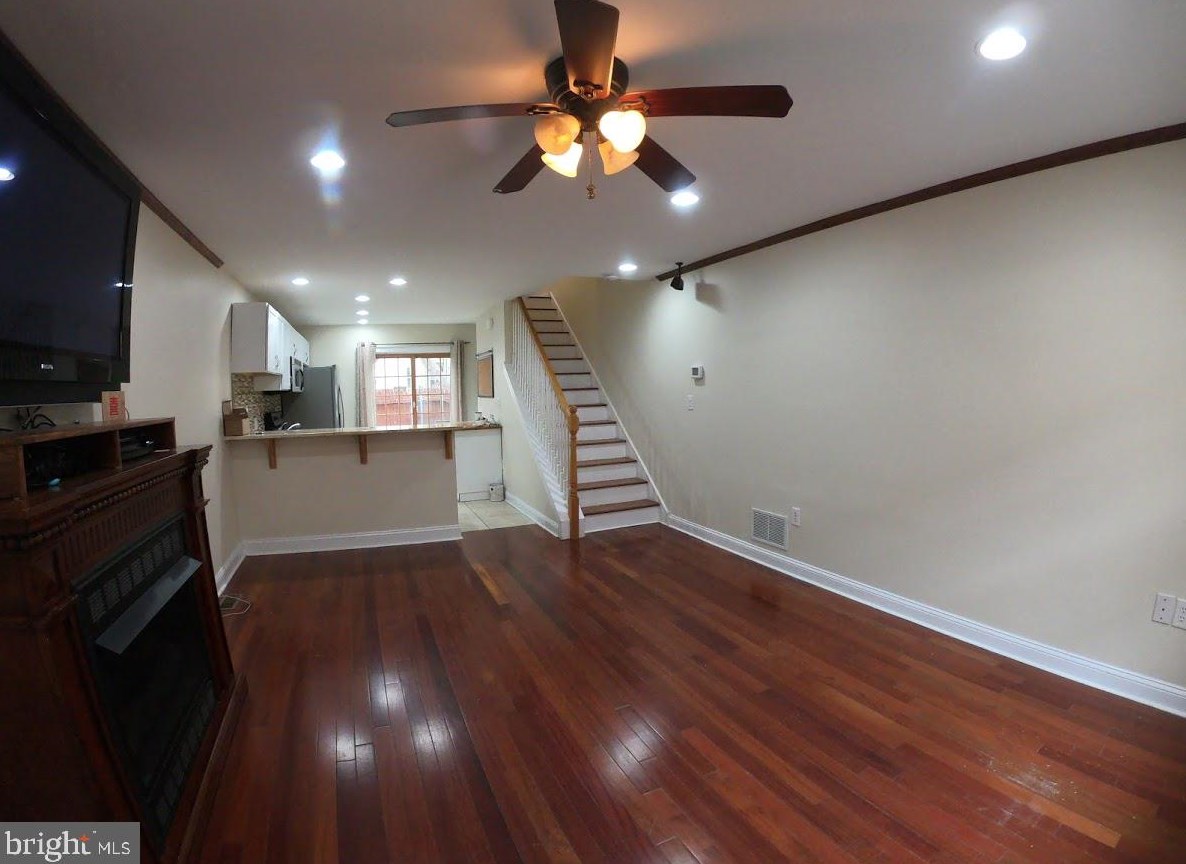1927 Webster St, Philadelphia PA  19146-1827 exterior