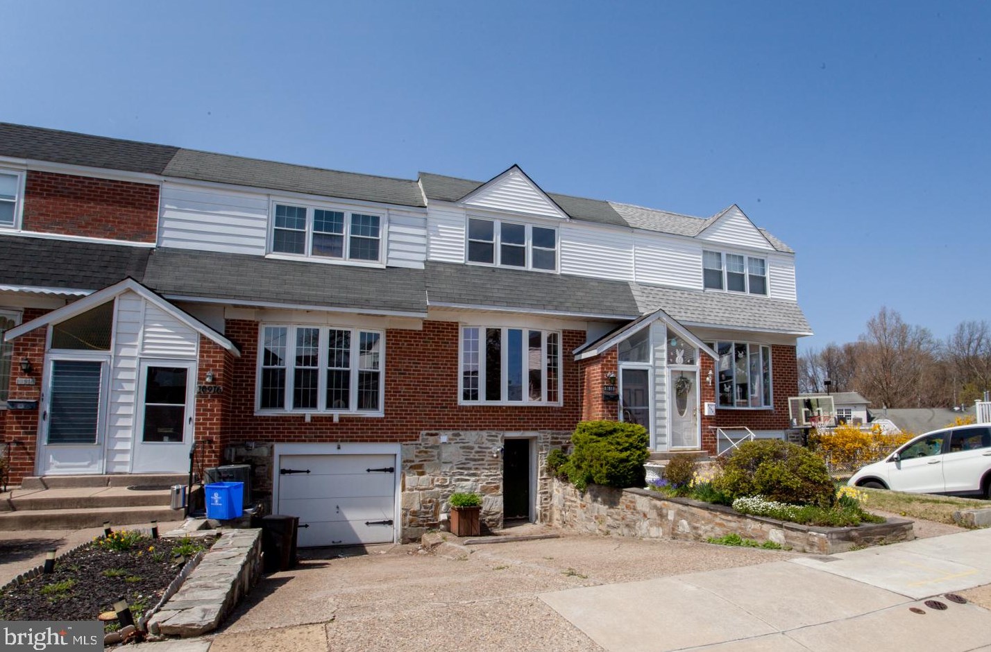 10918 Modena Pl, Philadelphia, PA 19154-3919