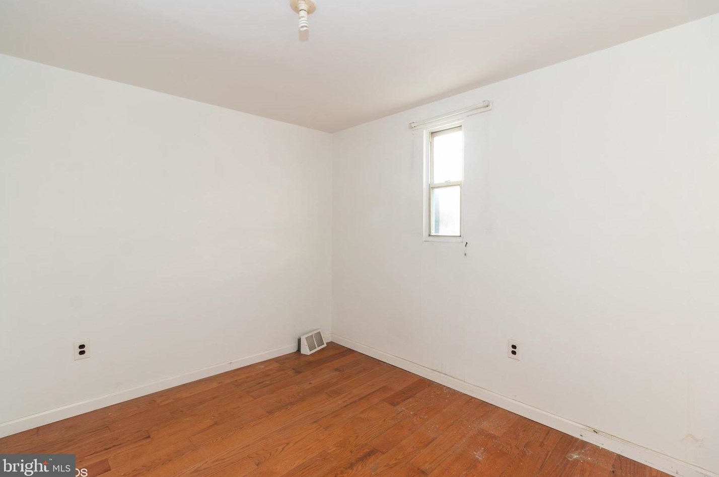 1530 Beulah St, Philadelphia PA 19147-3906 exterior