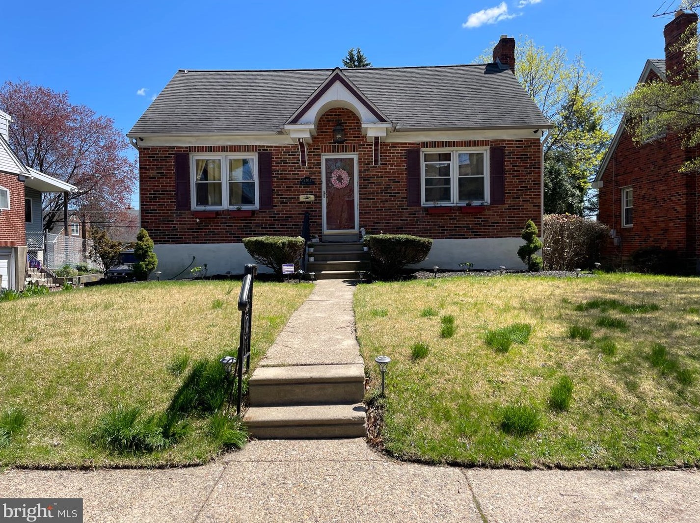 7303 Ryers Ave, Philadelphia, PA 19111-3009