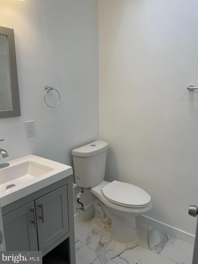 8908 Brous Ave, Philadelphia PA  19152-1325 exterior