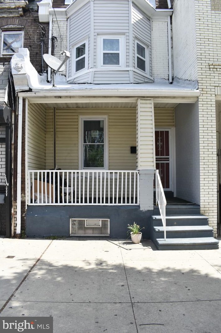 5649 Chew Ave, Philadelphia, PA 19138-1738