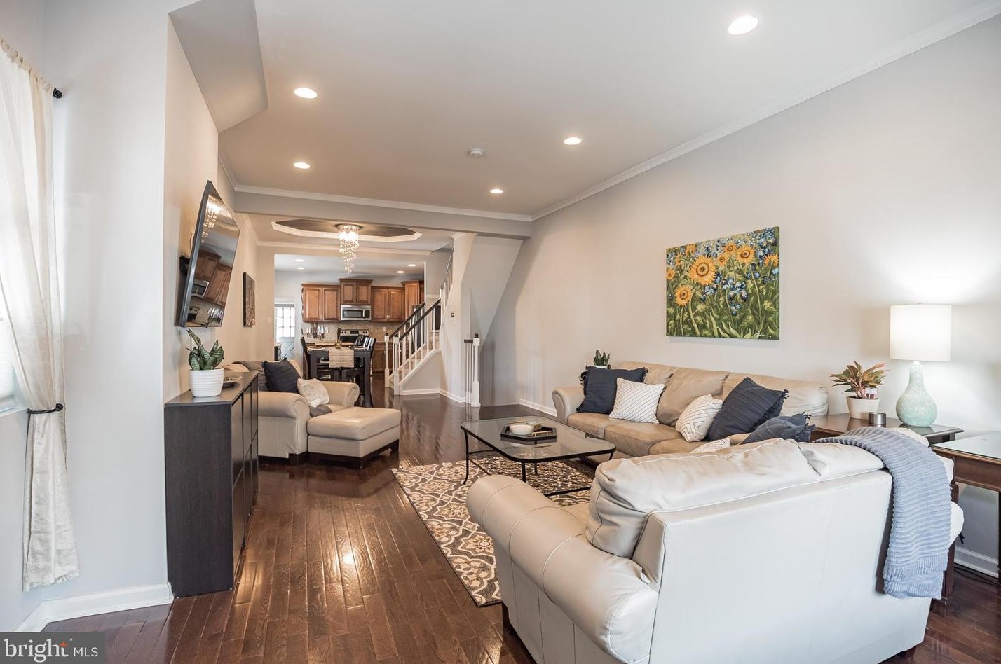 2553 Ontario St, Philadelphia, PA 19134-5332