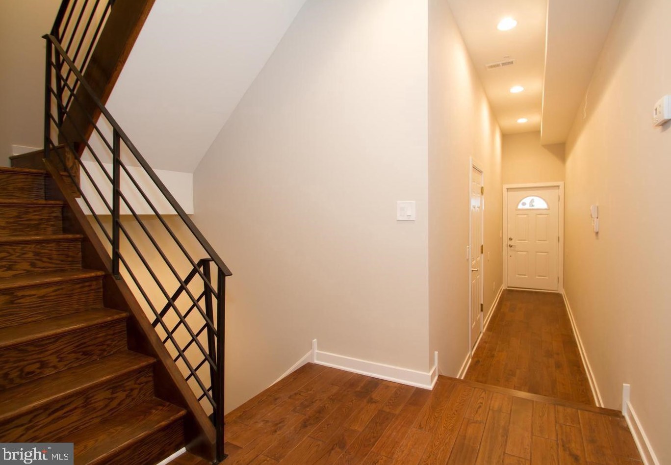 1322 S Howard St, Philadelphia, PA 19147