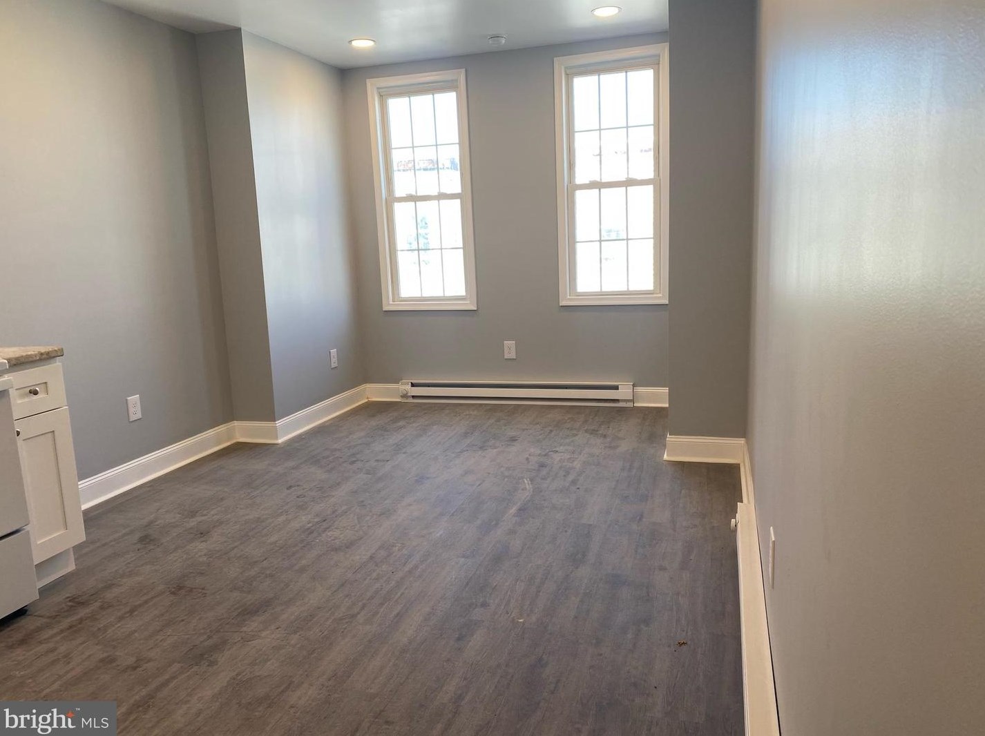 1223 W Silver St #2, Philadelphia, PA 19133