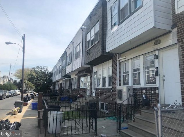 876 Scattergood St, Philadelphia, PA 19124-1017