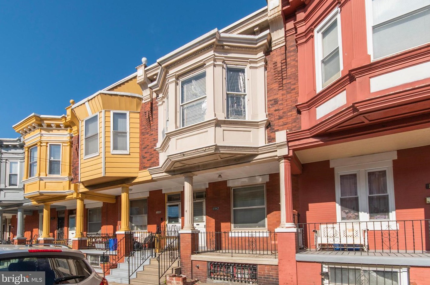 1842 28th St, Philadelphia, PA 19145-1614