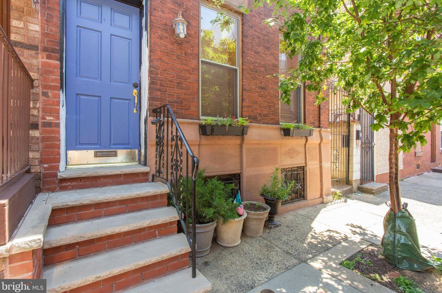 2343 S Hicks St, Philadelphia, PA 19145