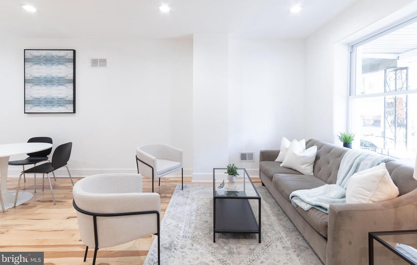 2937 Nicholas St, Philadelphia PA  19121-2725 exterior