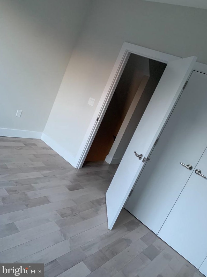 2146 Fairhill St, Philadelphia PA  19122-1420 exterior
