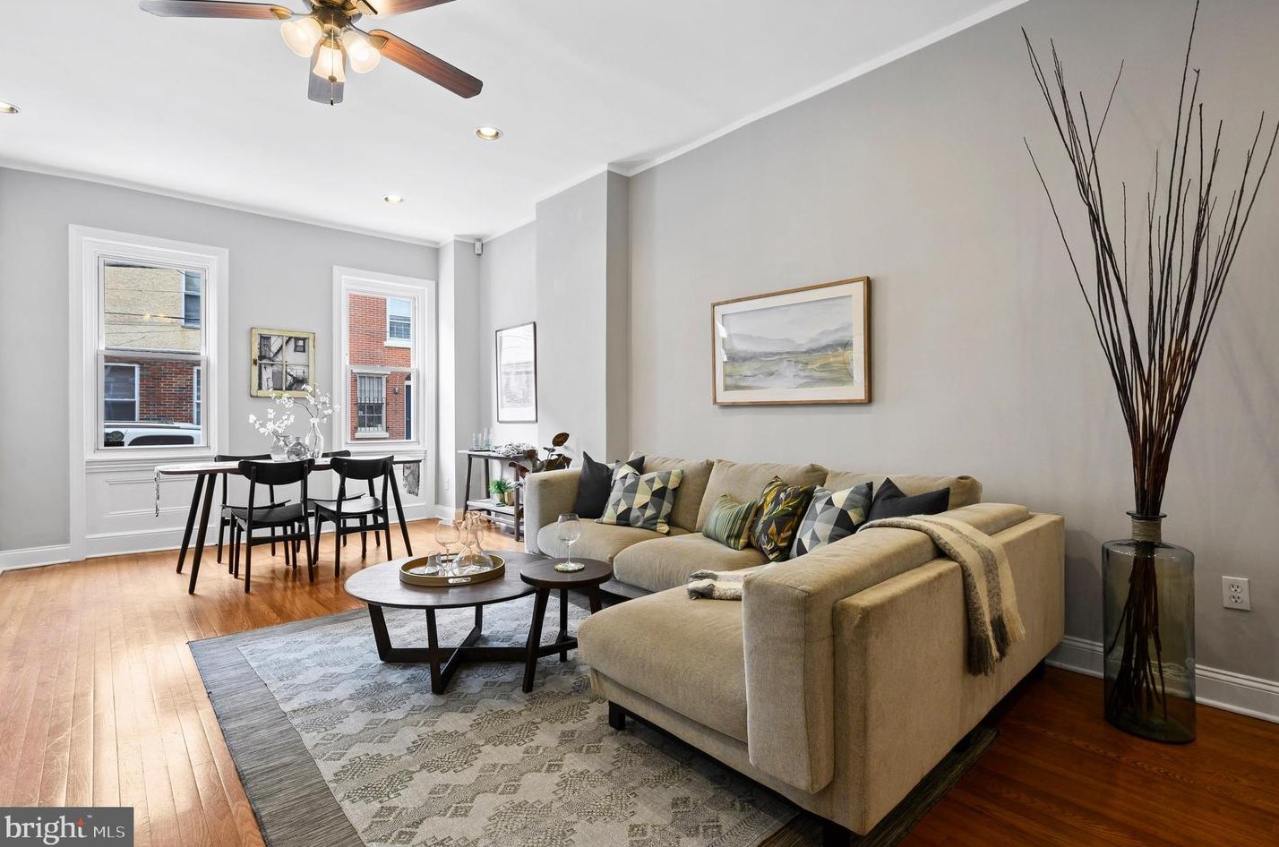 1919 Montrose St, Philadelphia, PA 19146-2628